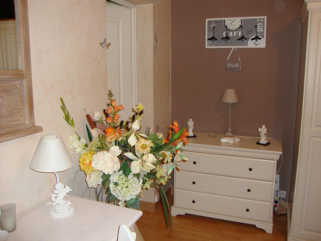 Le Refuge Des Anges Hotel Presles-et-Thierny Ruang foto